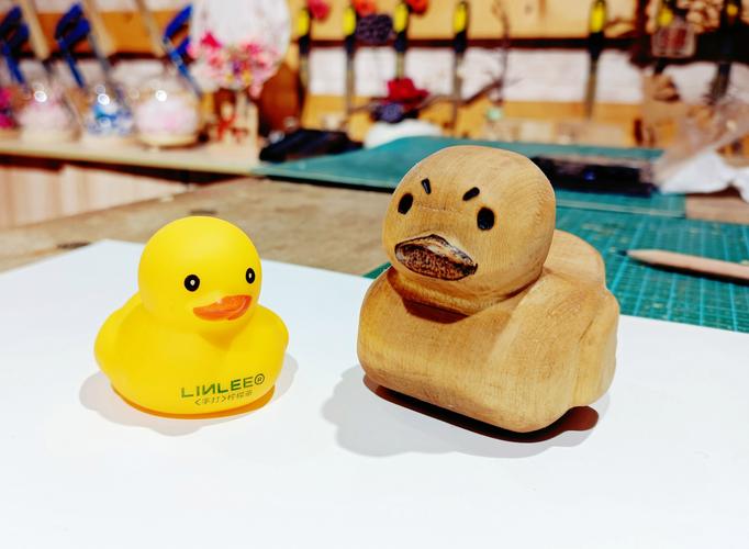 抖音 玩具鸭 bgm