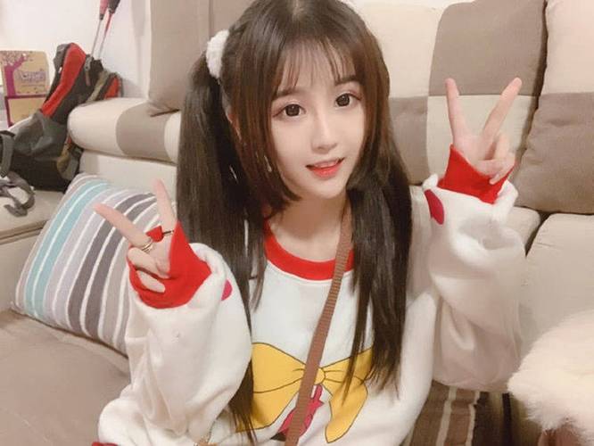 快手杨清柠是如何化妆