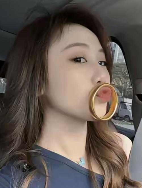 韩熙雅直播吹避孕套