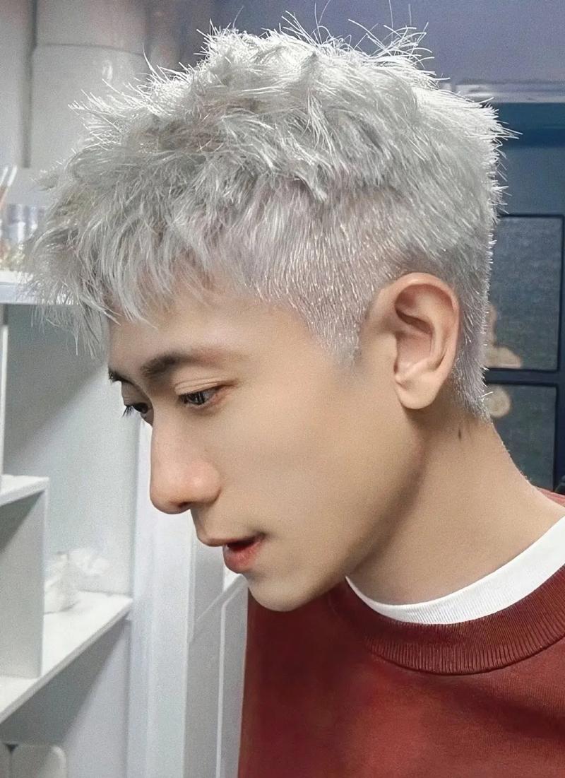 张一山抖音同款外套