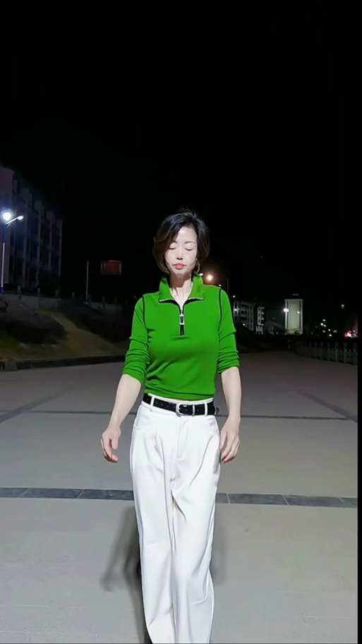 快手气质小雪跳舞视频