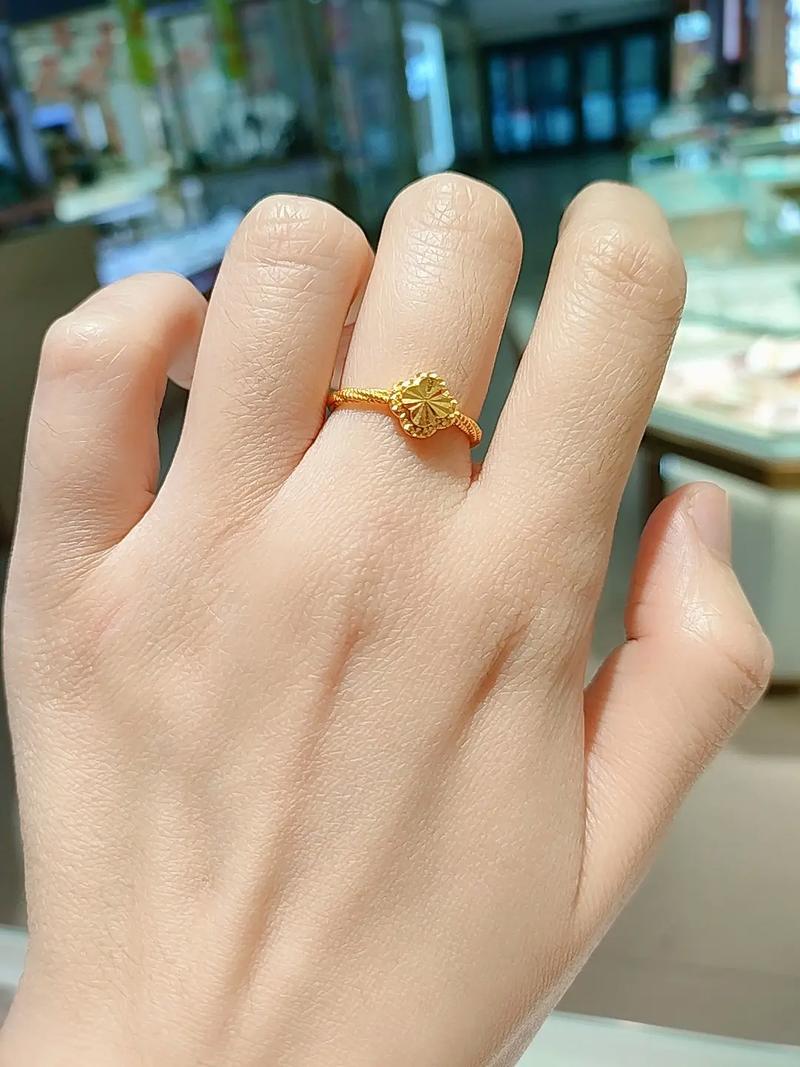 抖音同款戒指四叶草