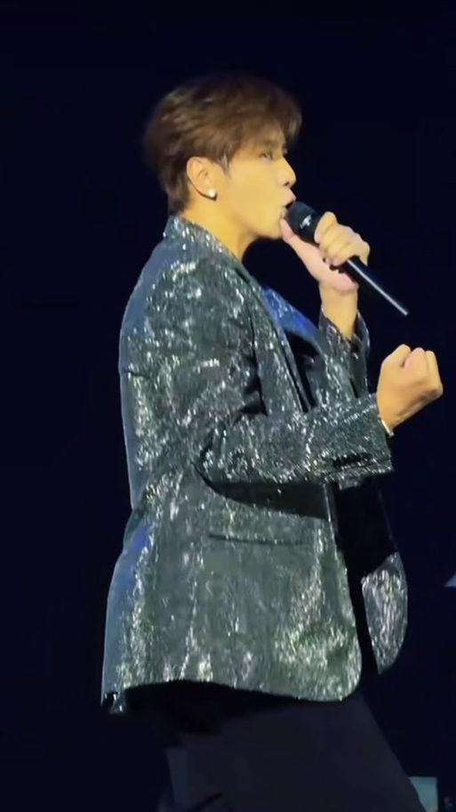 罗志祥抖音同款鞋子