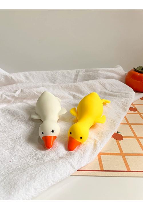 抖音同款捏捏叫鸭子