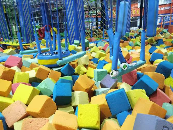 抖音沈阳四维蹦蹦床