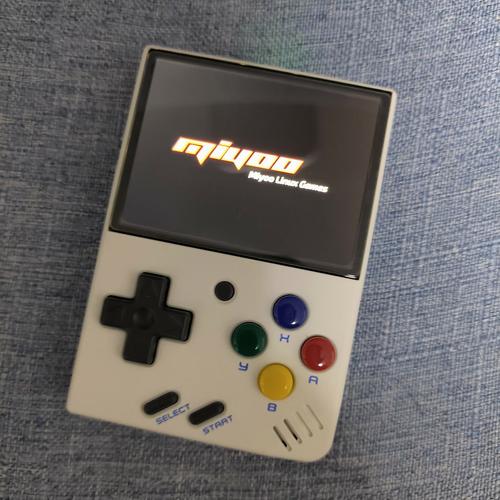 抖音上的复古游戏机