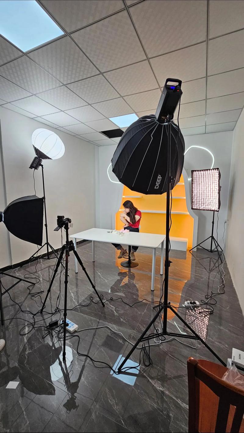 黄金白银直播室在线