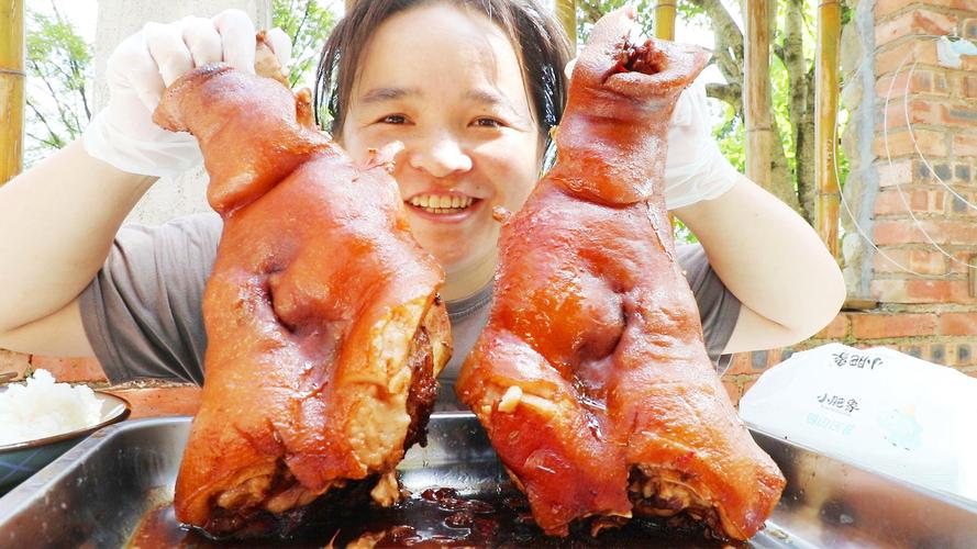 快手上吃整猪头的视频