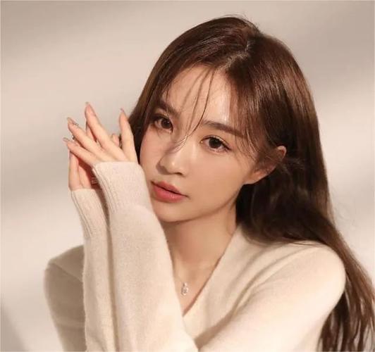 宜宾网红雪梨姐直播