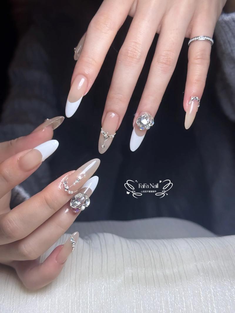 抖音上涂指甲油赚钱