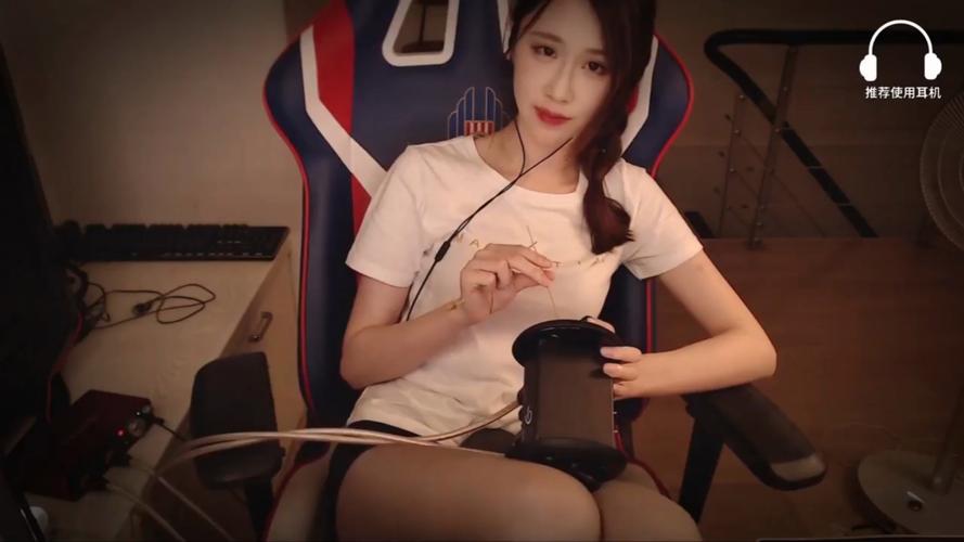 哪个直播有深夜福利