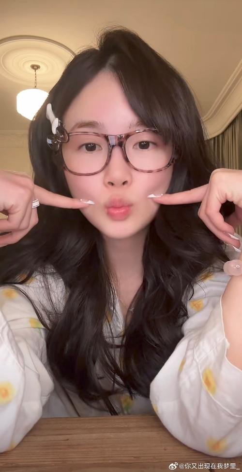 aoo萌喵公主直播