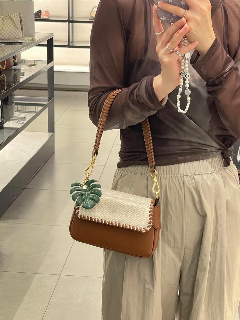 抖音小ck蝴蝶结包