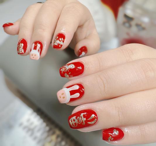 抖音里指甲化福字的