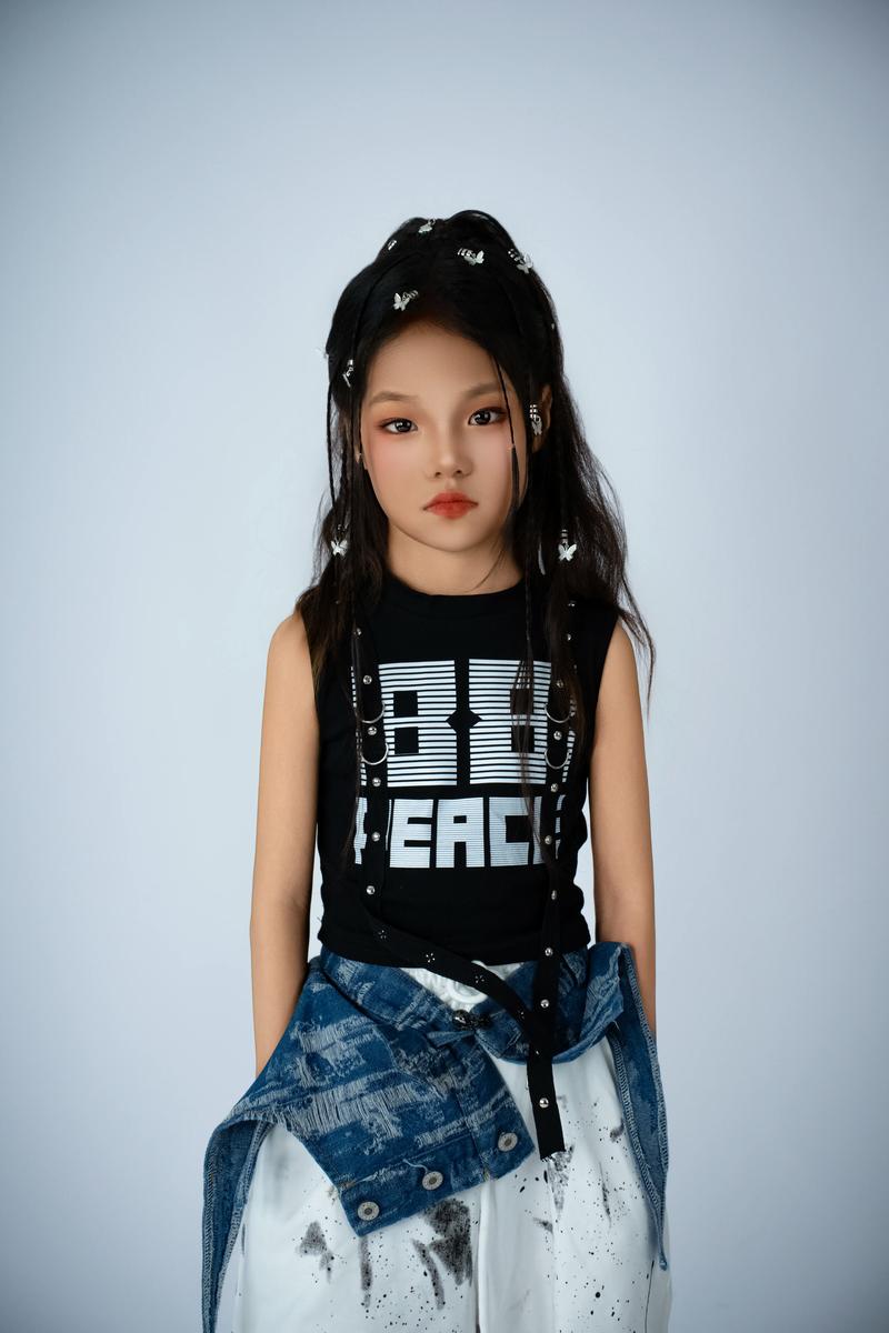 抖音拿棒球棒的主人