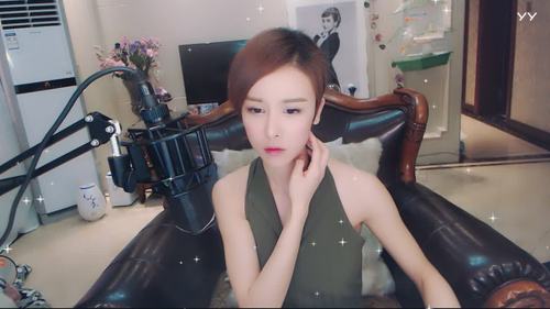 yy蓝雨小公举快手号