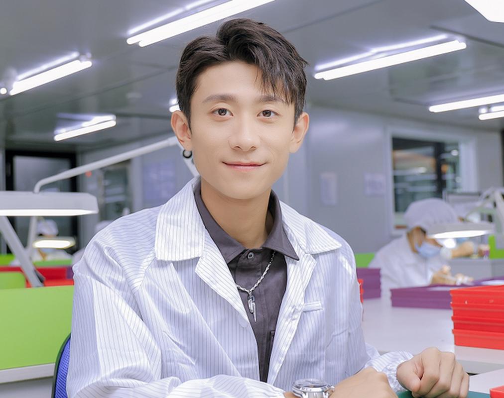 张一山虎牙直播视频