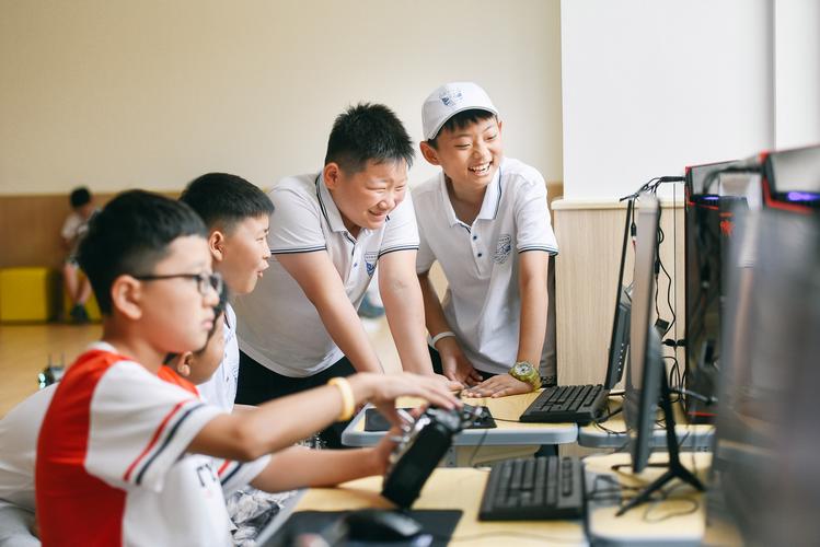 一起学堂 多群直播