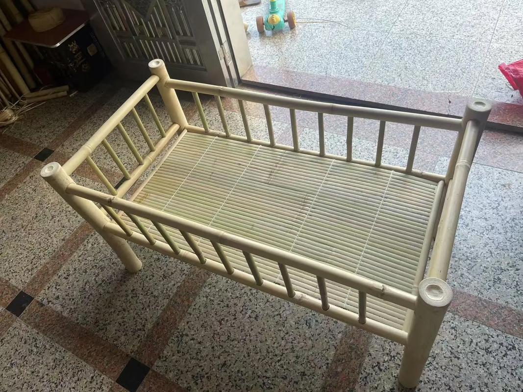抖音上脚踩的婴儿床
