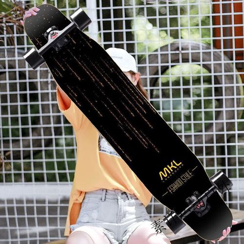 抖音里滑板是长板吗