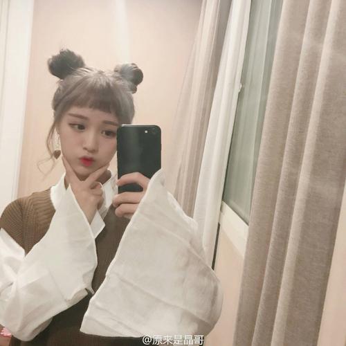 快手红人晶哥多大了