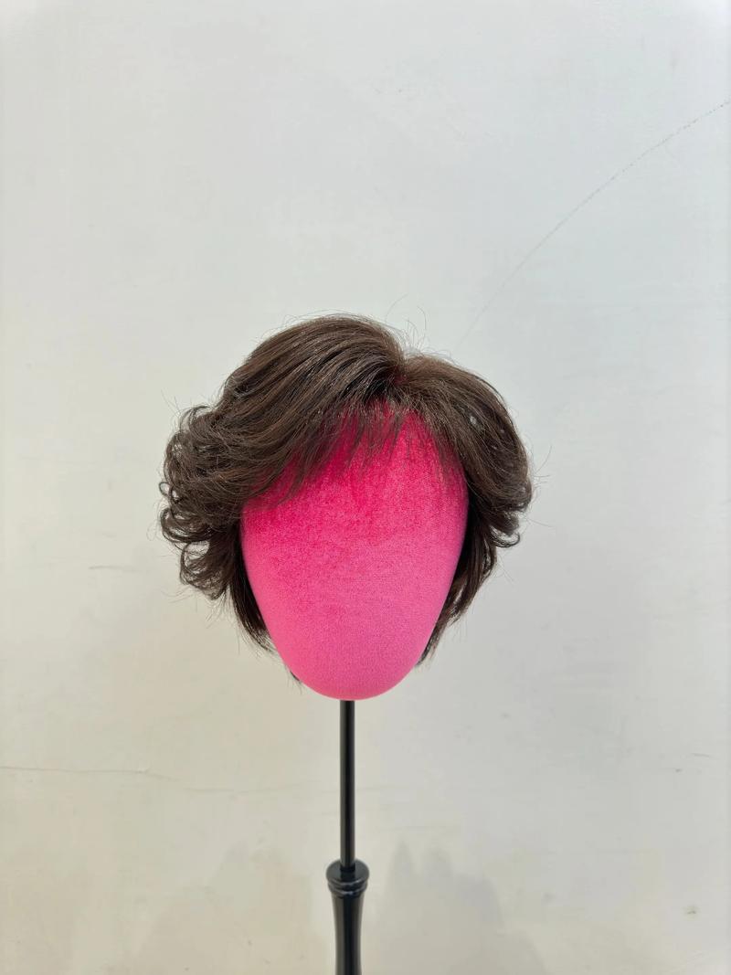 快手钓鱼把假发钩掉