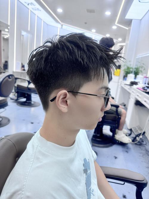 快手社会短发图片男