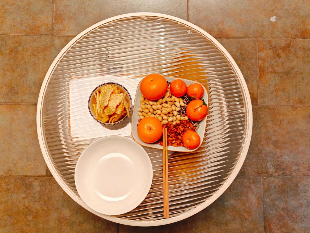 抖音上摆圆桌的盘子