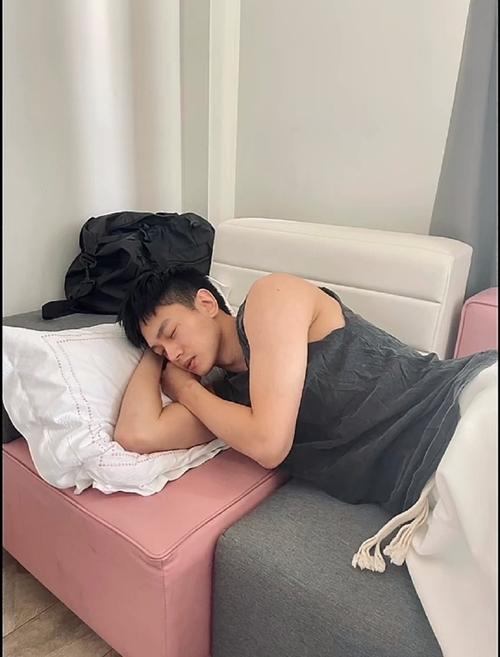 抖音男神音哄睡系列