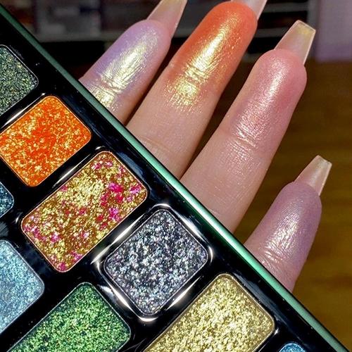 抖音上16色眼影盘