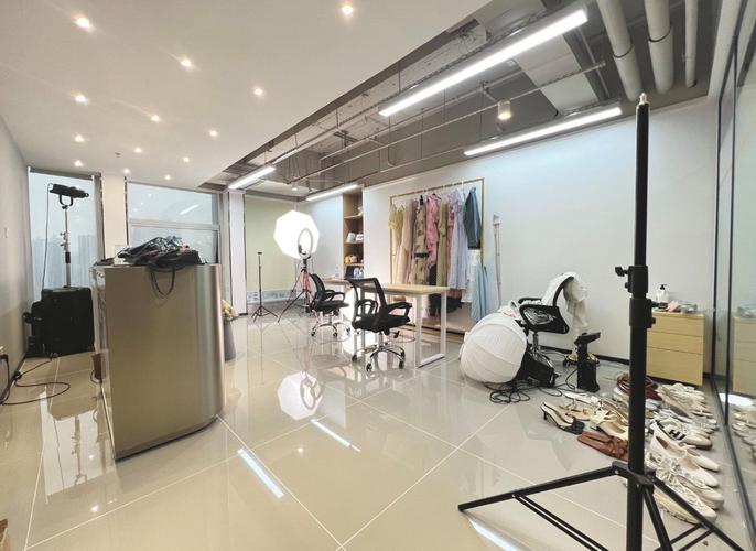 直播工作室怎么盈利