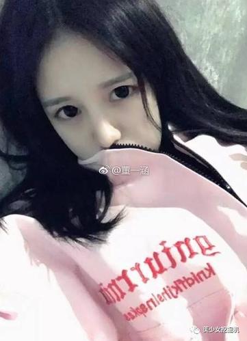 快手红人董一涵唱歌