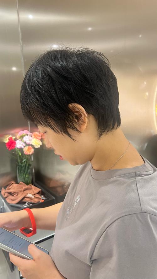 快手河南网红短发女