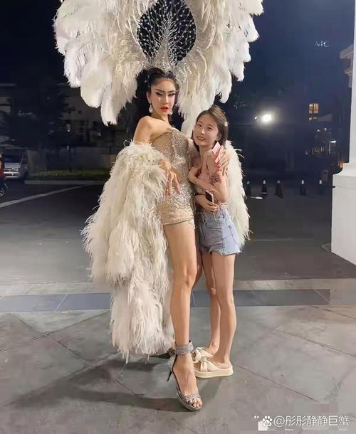 桃花宝宝李美人直播