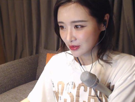 发姐斗鱼直播房间号