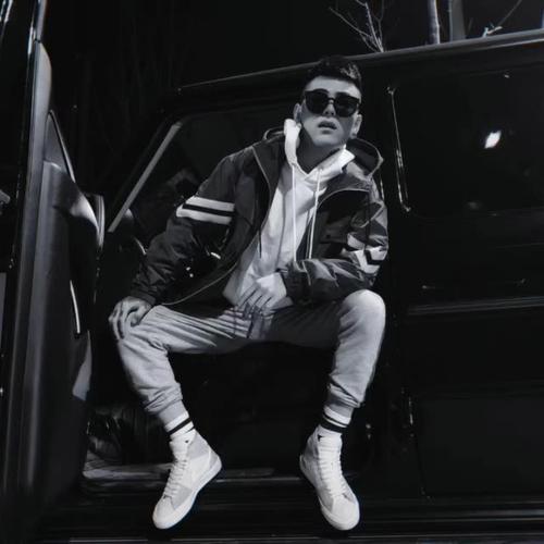 快手浪子天奇的鞋子