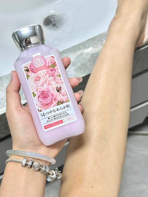 抖音同款身体乳保湿