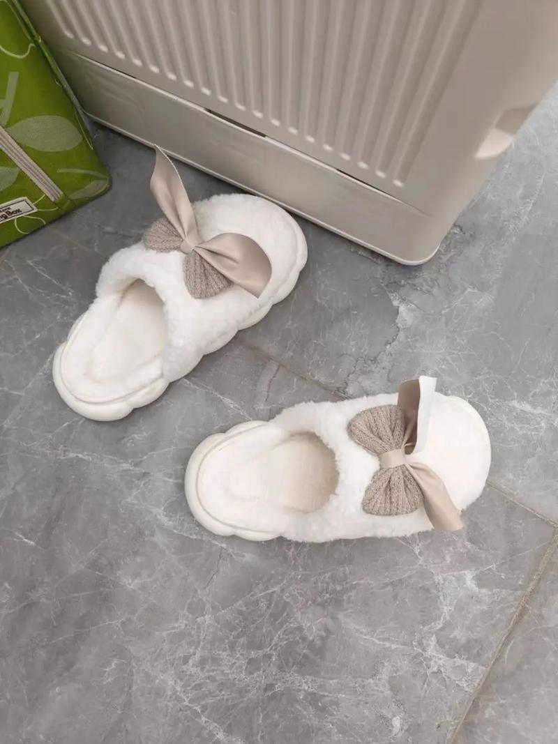 抖音里毛茸茸的鞋子