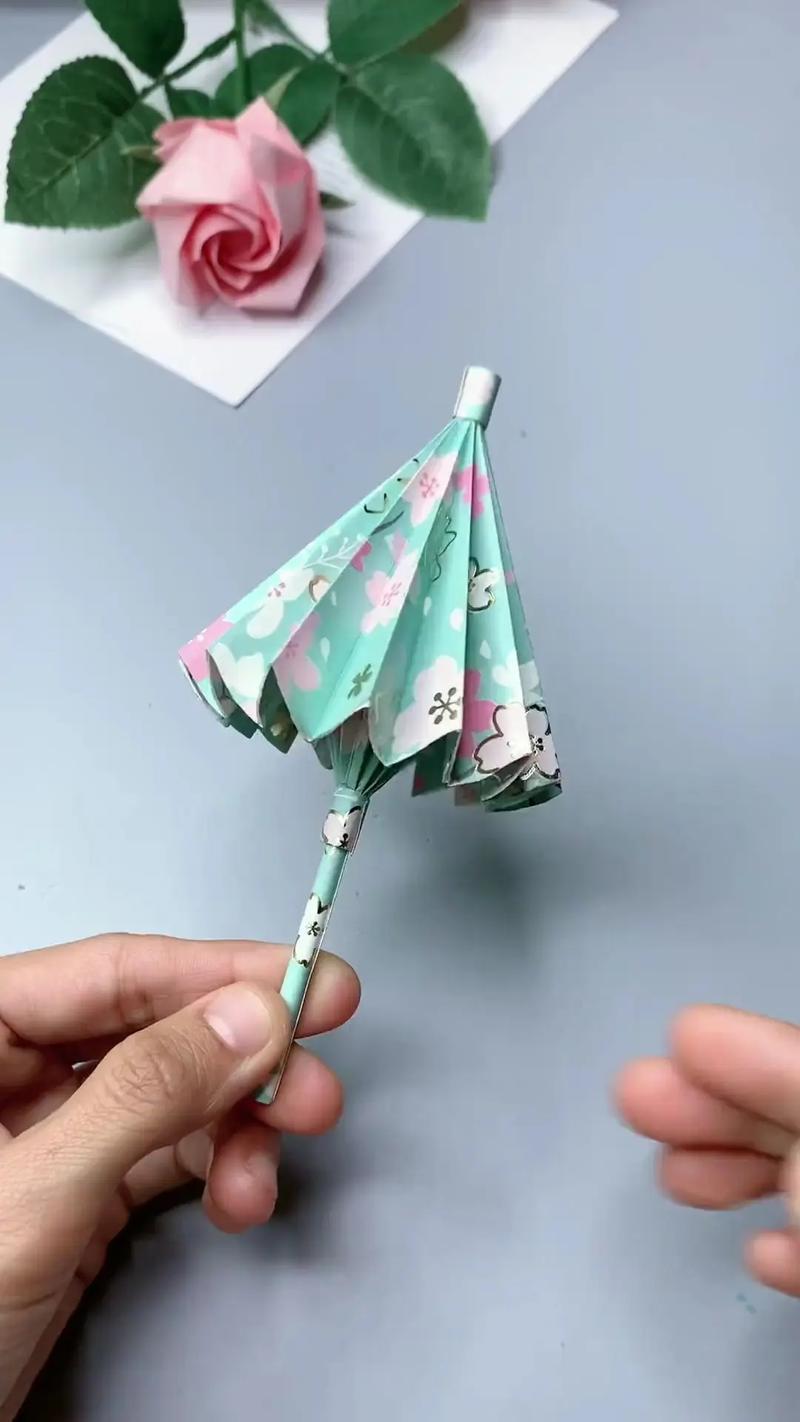 抖音用彩纸做小雨伞