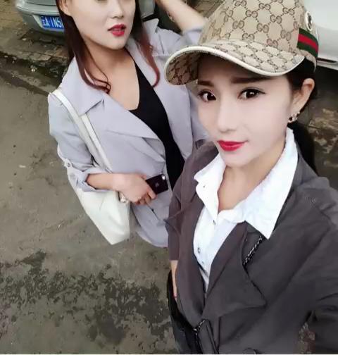 快手红人黑泽做微商