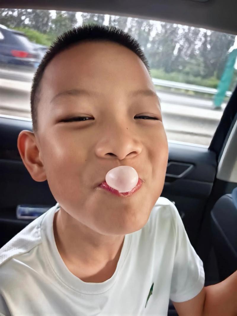 抖音会吐泡泡的那个