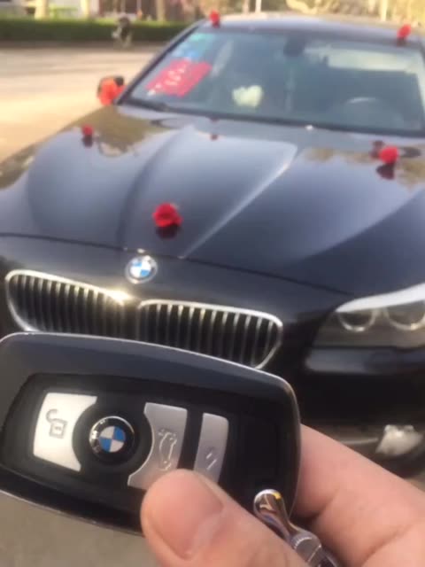 开宝马唱歌的快手名