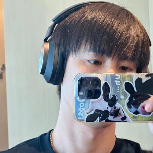 快手唐大蛋眼睛什么