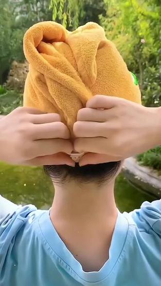 抖音上怎么拍倒吸水