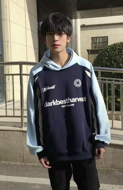 快手网红二公子照片