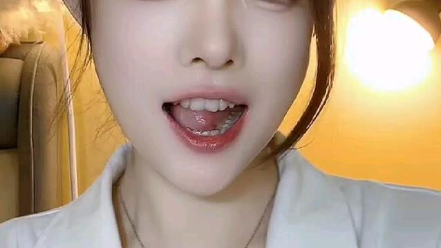 快手上的舔舌头音乐