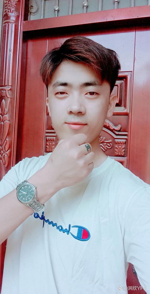 00后快手男生照片