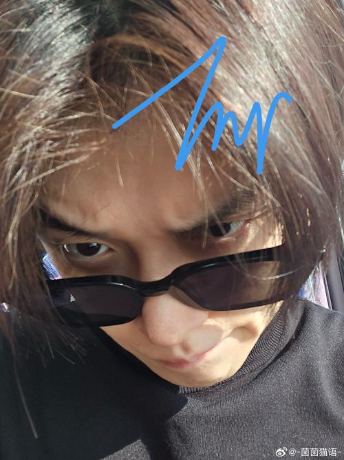 快手红人ok哥发型