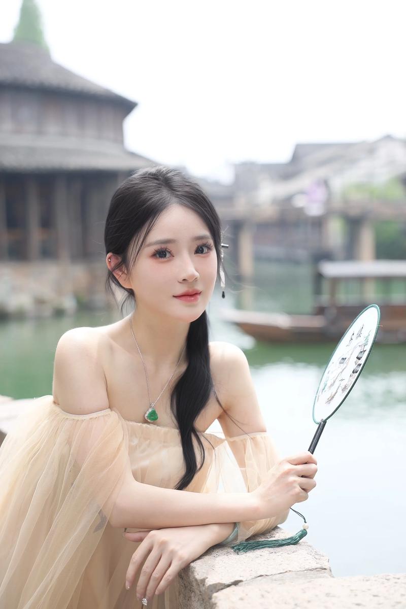 快手红人江南的资料