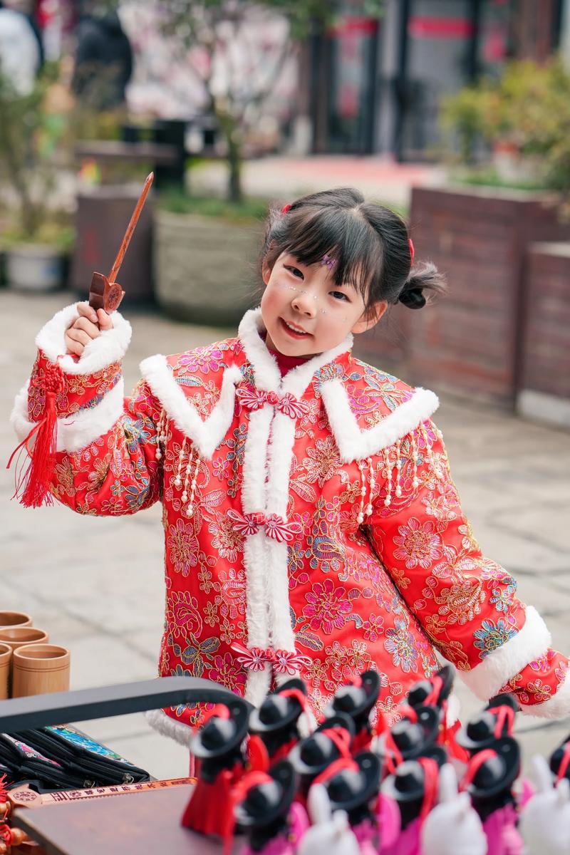 抖音怎么上袄装小孩